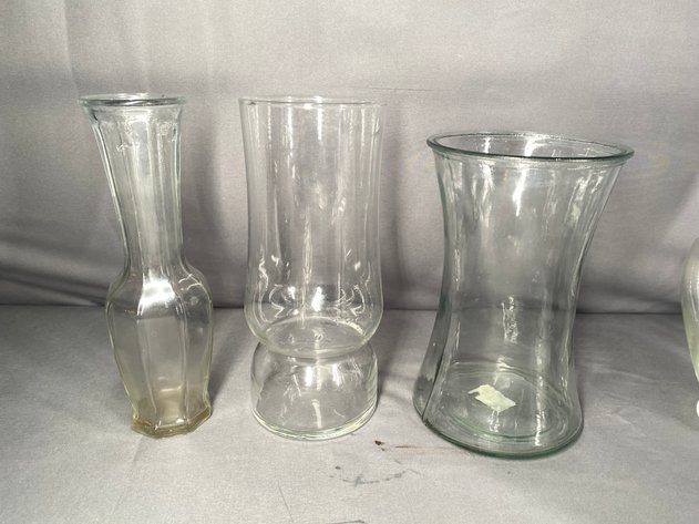 Image for (17) Glass Vases and Frogs