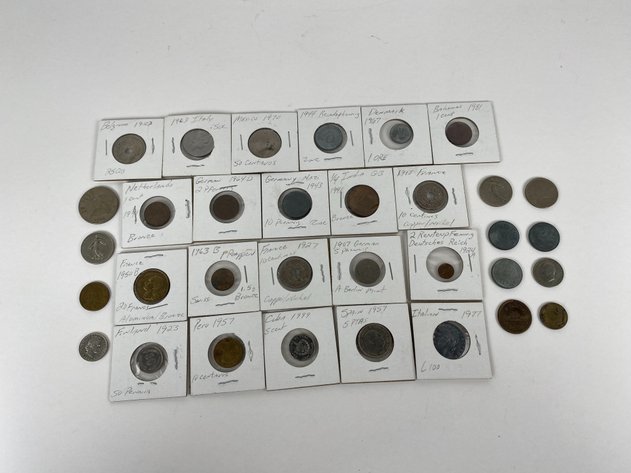 Image for (32) International Coins. Bronze, Zinc, Aluminum, Copper and More