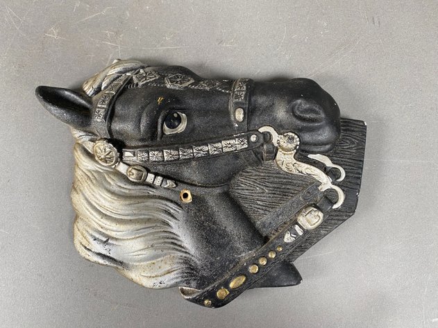 Image for (4) Metal Animal Crossing Signs, Ceramic Horse Head & Wood Moose Head Lodge