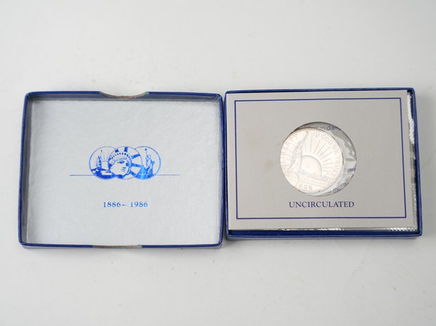 Image for 1986 Statue of Liberty 100 Year Anniversary Half Dollar Uncirculated