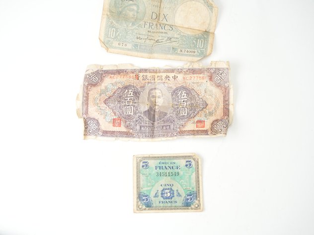 Image for Vintage International Paper Currency, 1939, 1944 French and 1943 China Notes