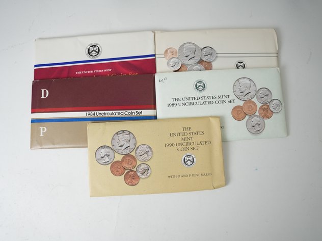Image for (5) US Mint Uncirculated P and D Coin Sets 1984, and 1987-1990