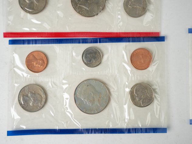 Image for (5) US Mint Uncirculated P and D Coin Sets 1984, and 1987-1990