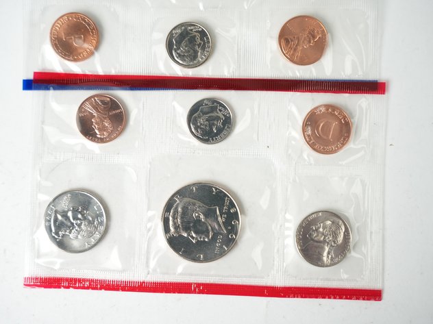 Image for (6) US Mint Uncirculated P and D Coin Sets 1984, 1987-1990, and 1998