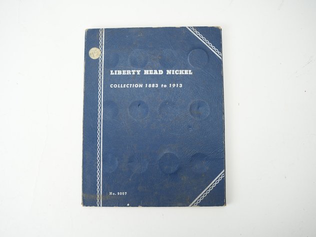 Image for (22) Liberty Head Nickels in Collector's Books