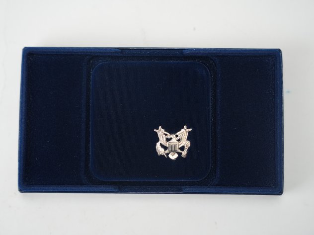 Image for 1994 US Capital Commemorative Proof Silver Dollar