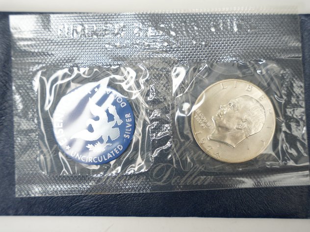 Image for (5) Eiseinhower Proof Silver Dollars, (4) 1974 and (1) 1973