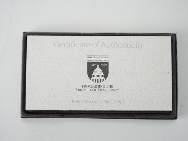 Image for 1989 US Congressional Coin Set with Silver Dollar and Clad Half Dollar