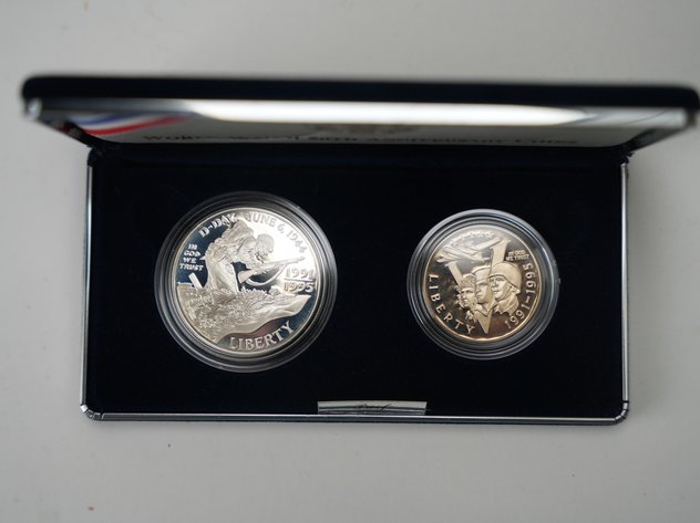 Image for 1991-1995 World War II 50th Anniversary Commemorative Coin Set with Silver Dollar and Clad Half Dollar