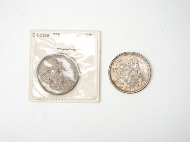 Image for (2) 1925 Stone Mountain Half Dollars