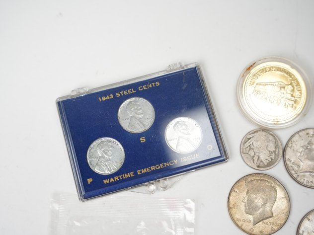 Image for Coin Collector's Starter Set with Dozens of Great Coins