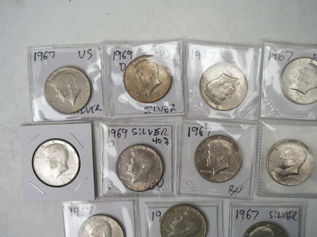 Image for (13) Kennedy Half Dollars (40% Silver) 1966, (9) 1967, and (3) 1969 D