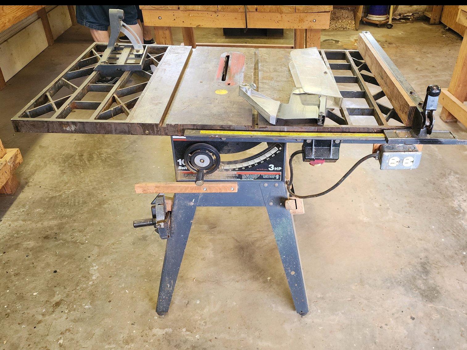 Image for Speer Living Estate Sale