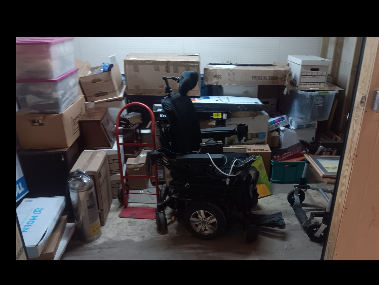 Image for Knoxville Storage Unit Auction