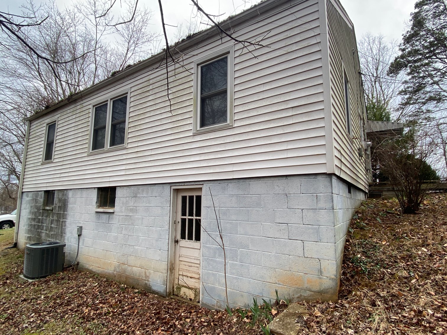 Image for Gordon Hall Estate - 3 Bedroom Home with Bonus Lot in Elkin, NC