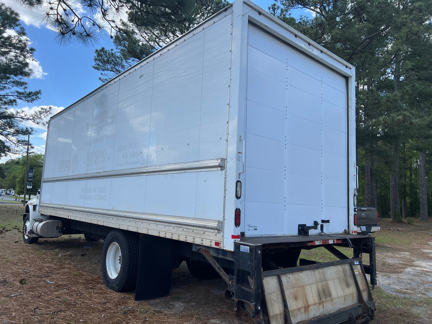 Image for 2015 International 4300 Box Truck