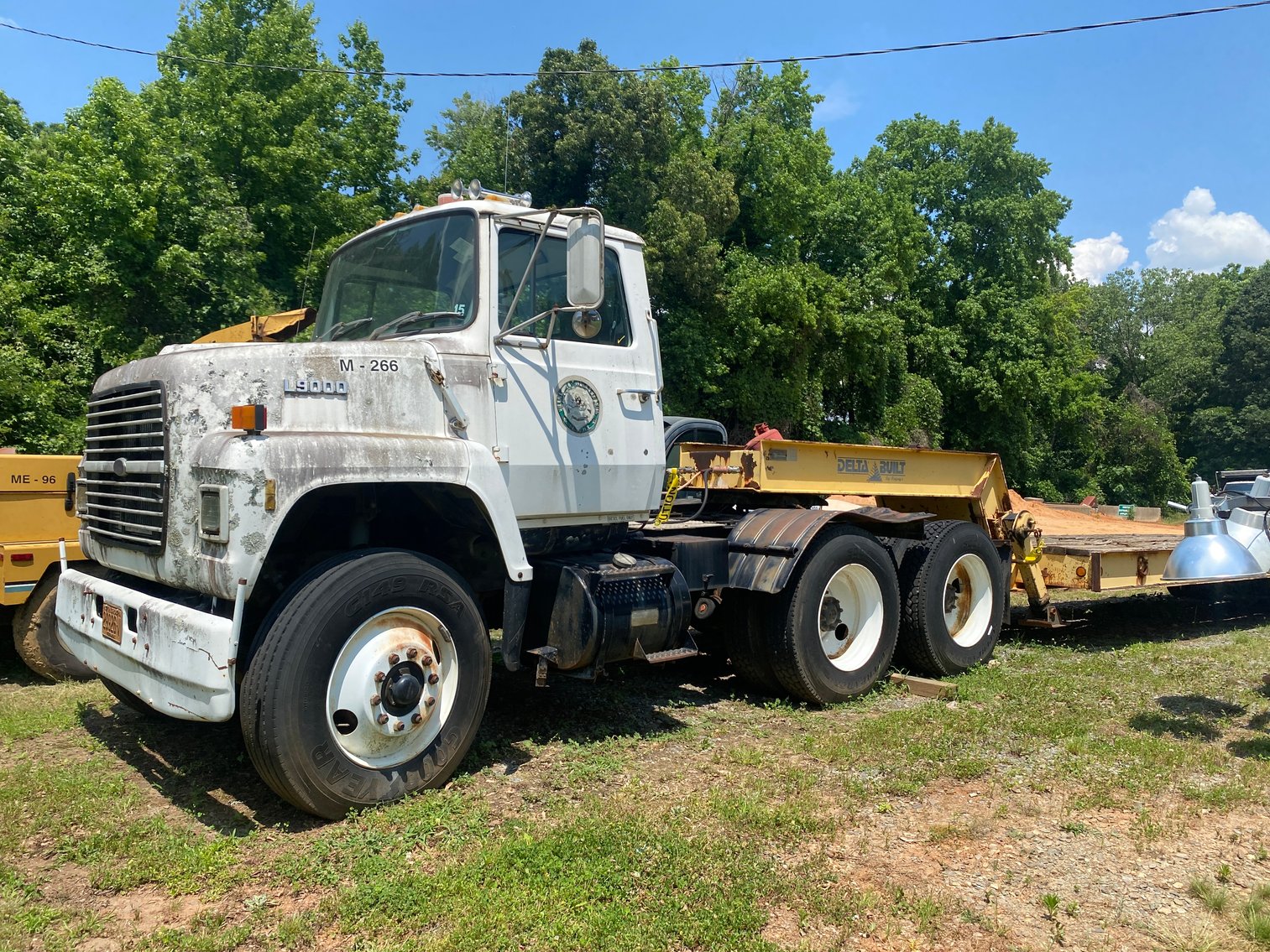 Image for [LISTING] Charlotte Mecklenburg Schools Surplus Auction