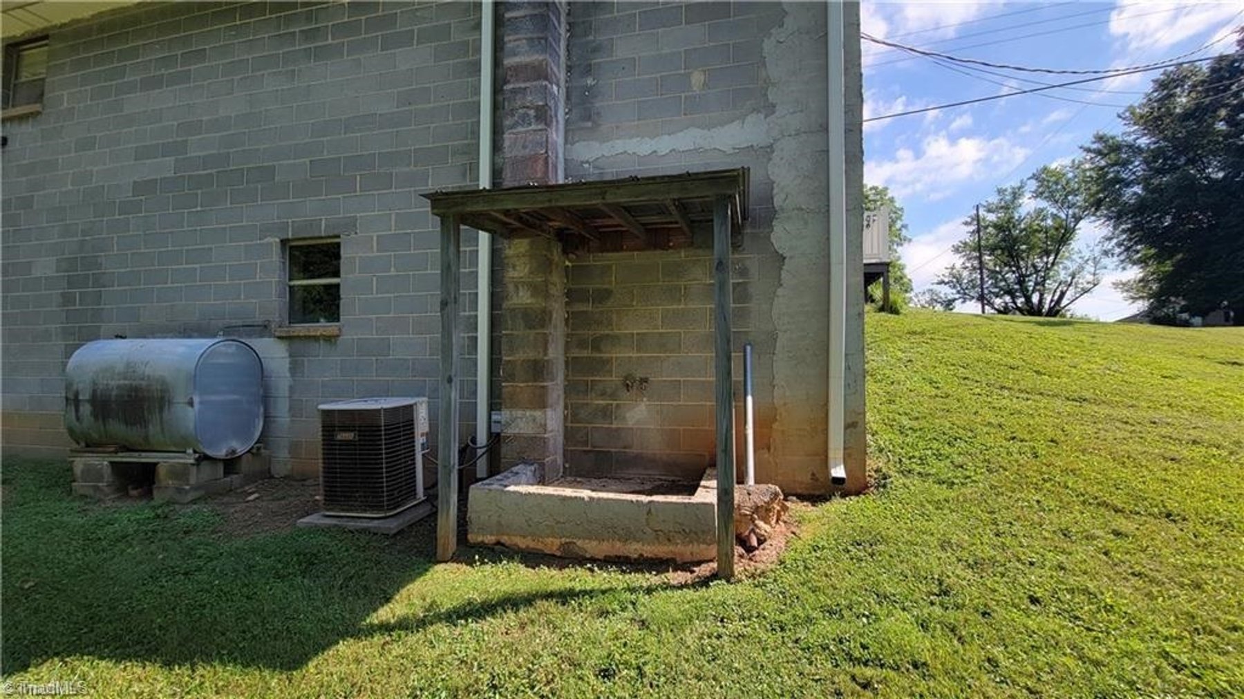 Image for Building For Sale in Mount Airy - 1193 Pine Ridge Road