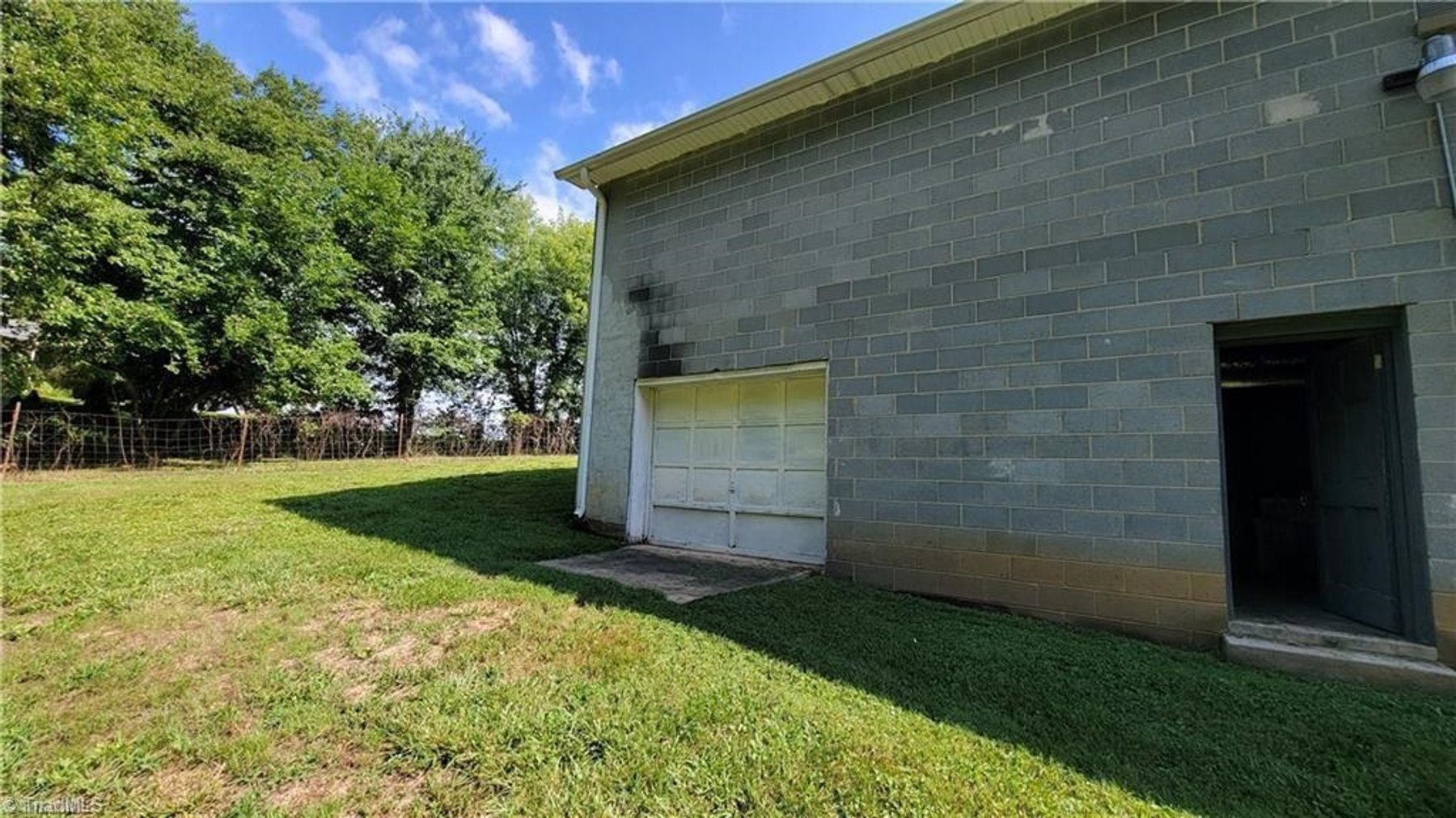 Image for Building For Sale in Mount Airy - 1193 Pine Ridge Road