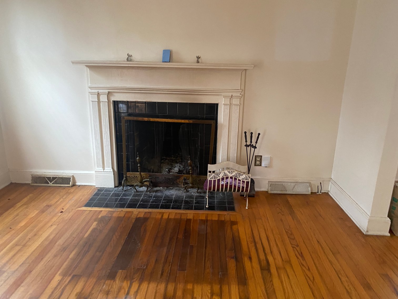 Image for US Marshals Service Auction - 2 Bedroom Home Near Downtown Charlotte, NC