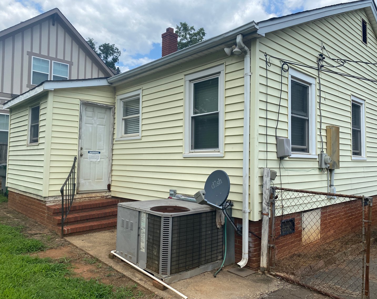 Image for US Marshals Service Auction - 2 Bedroom Home Near Downtown Charlotte, NC