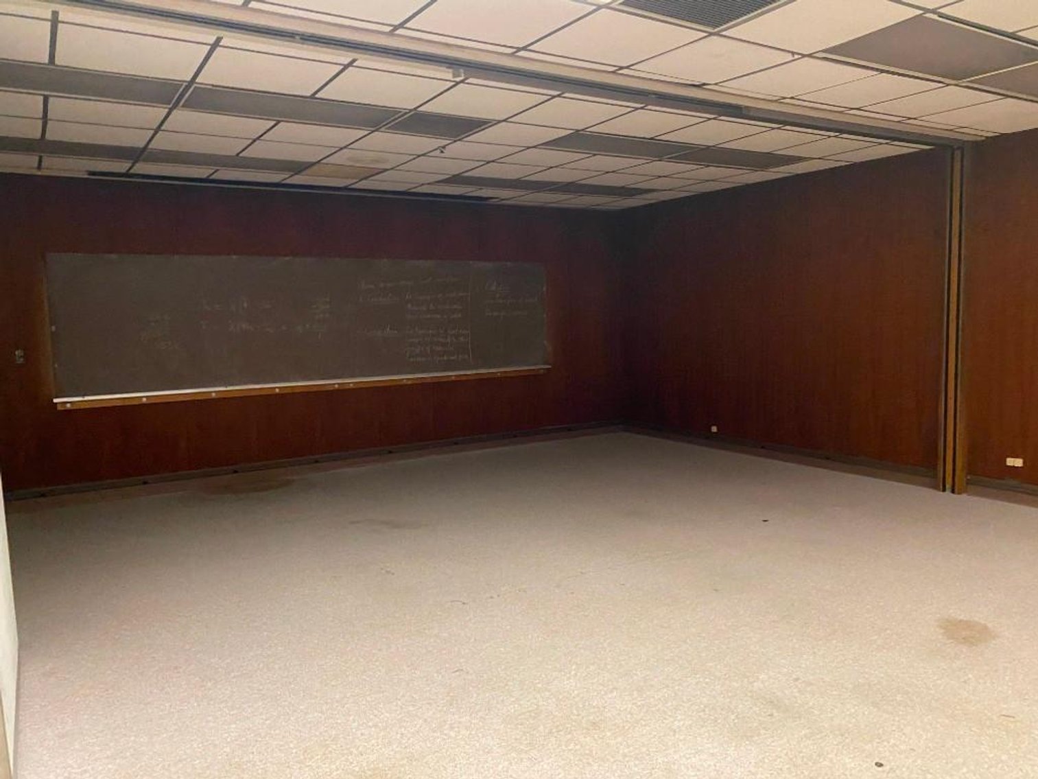 Image for Real Estate Auction - Industrial Office Building in High Point, NC