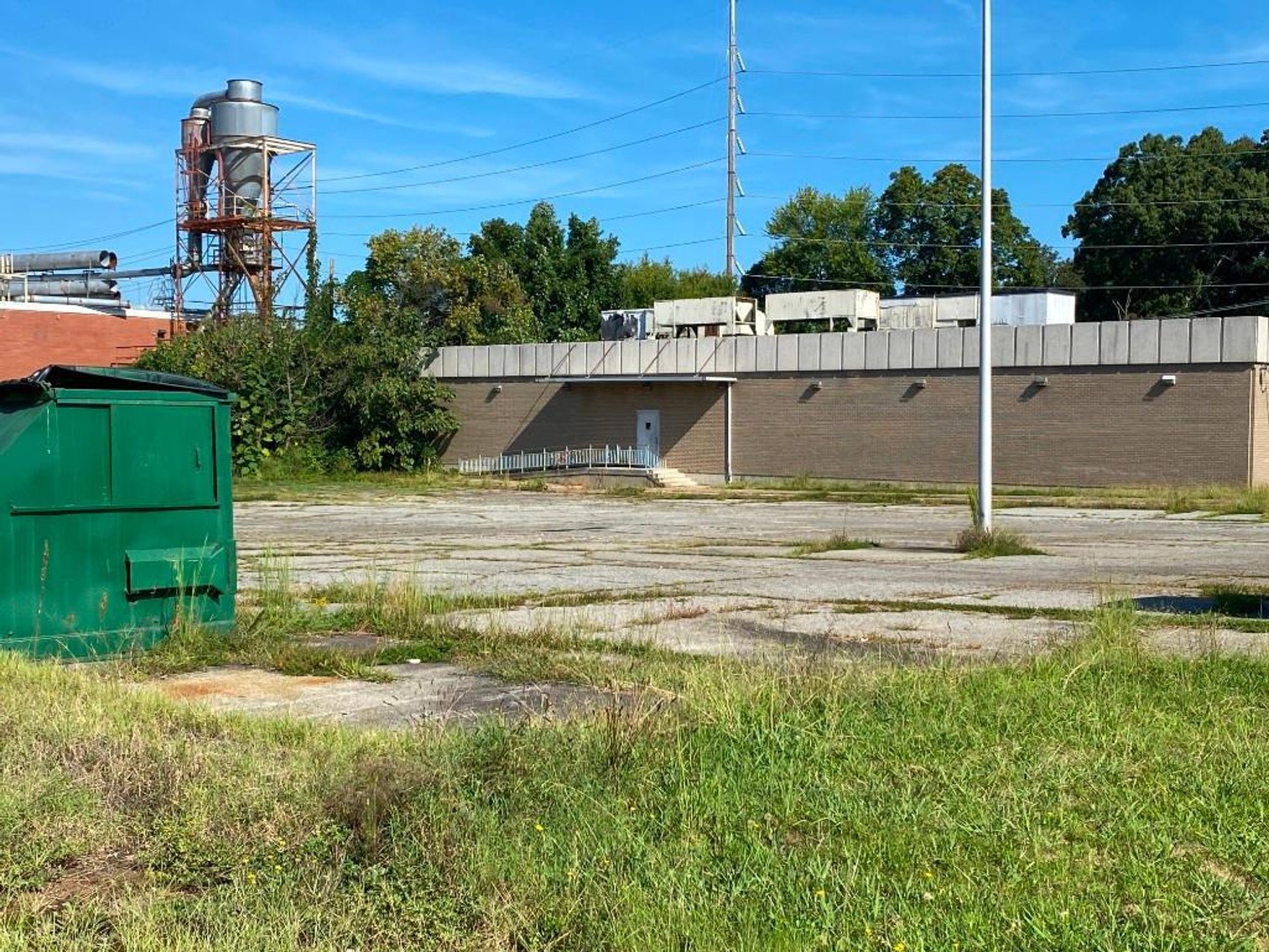 Image for Real Estate Auction - Industrial Office Building in High Point, NC