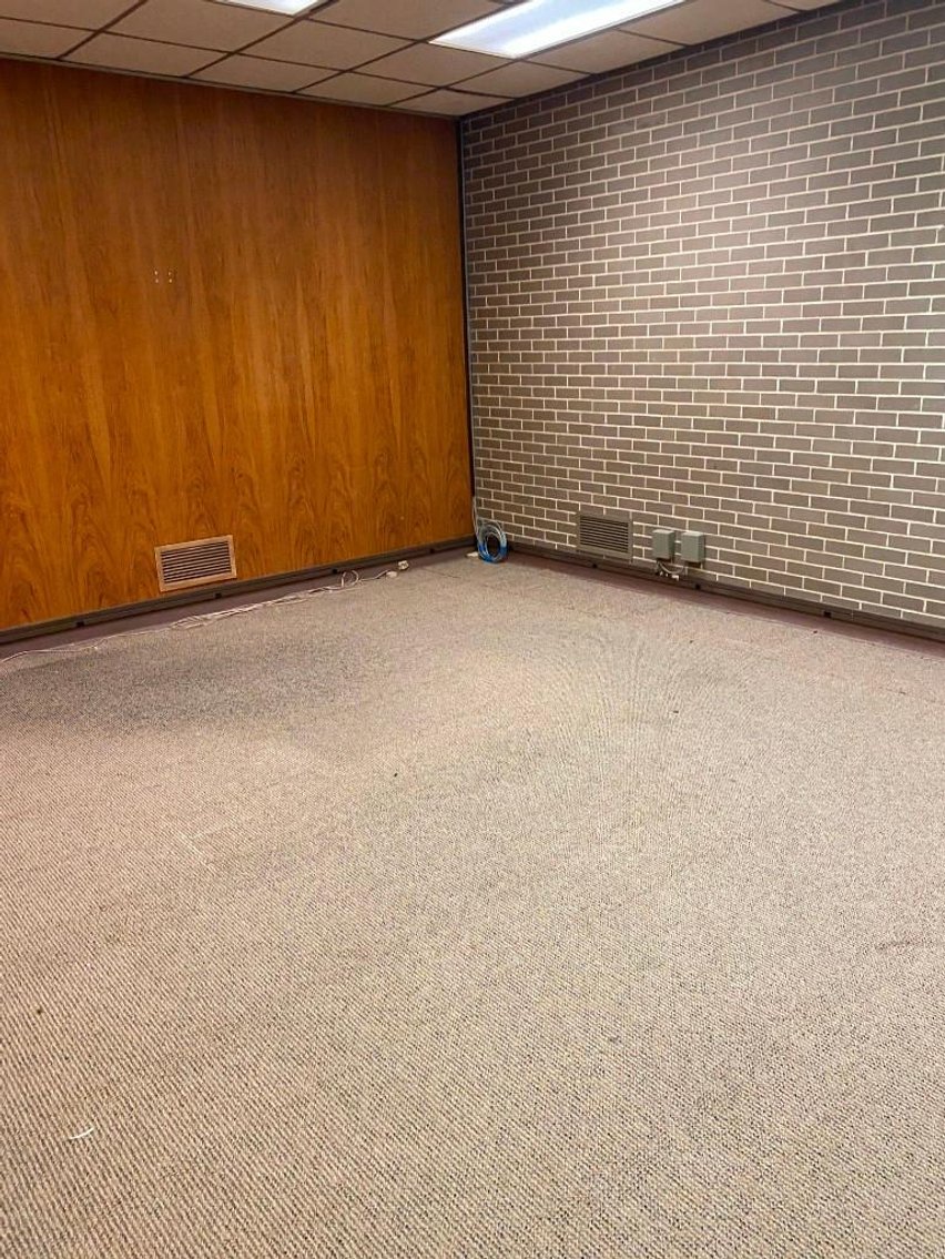 Image for Real Estate Auction - Industrial Office Building in High Point, NC