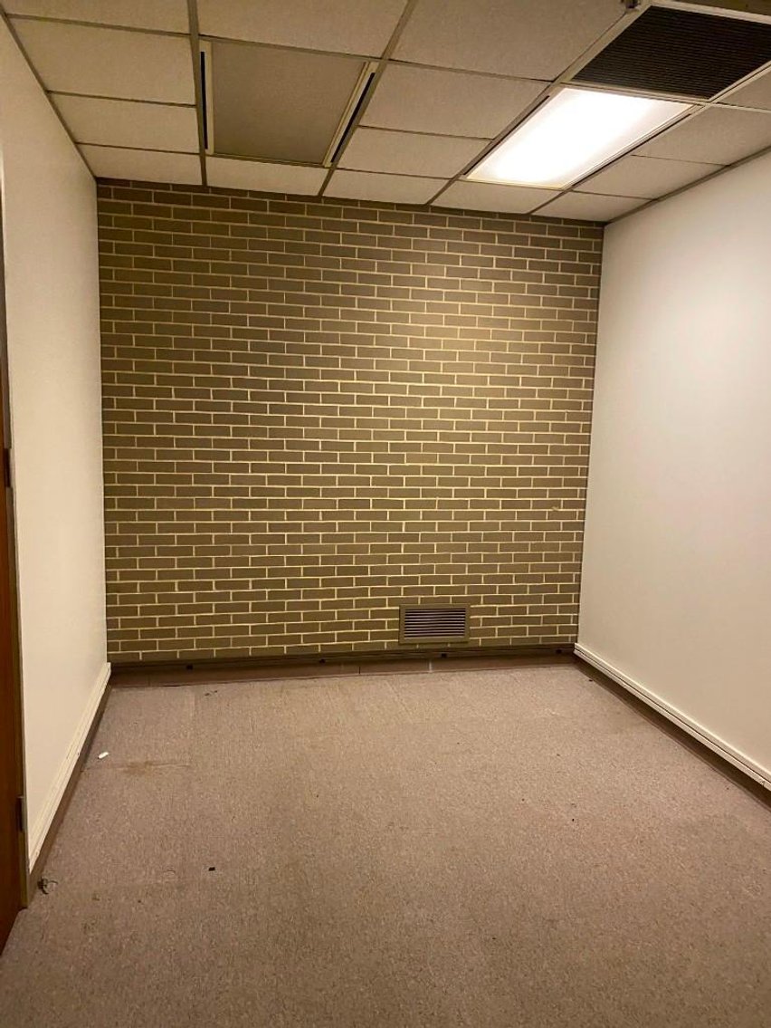 Image for Real Estate Auction - Industrial Office Building in High Point, NC