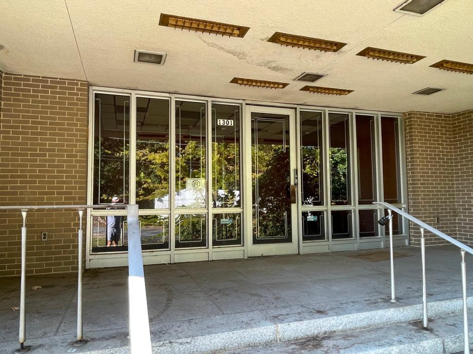 Image for Real Estate Auction - Industrial Office Building in High Point, NC