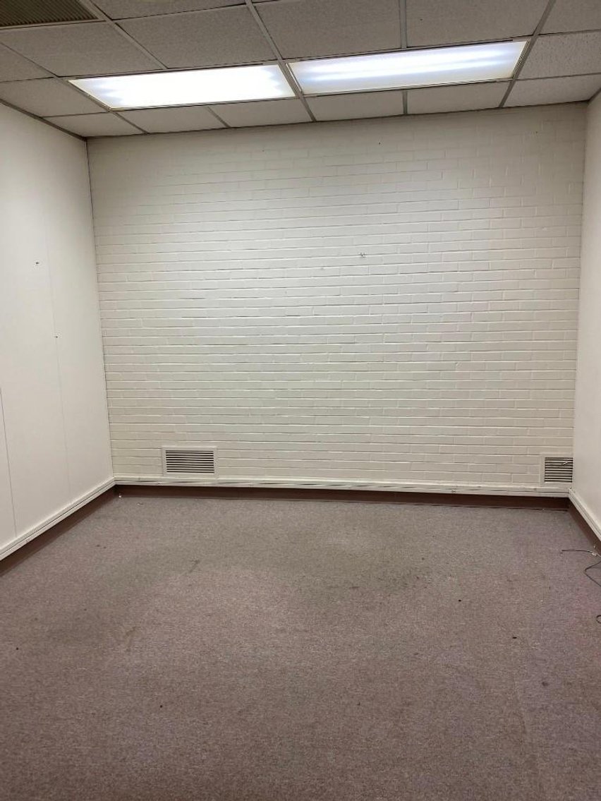 Image for Real Estate Auction - Industrial Office Building in High Point, NC