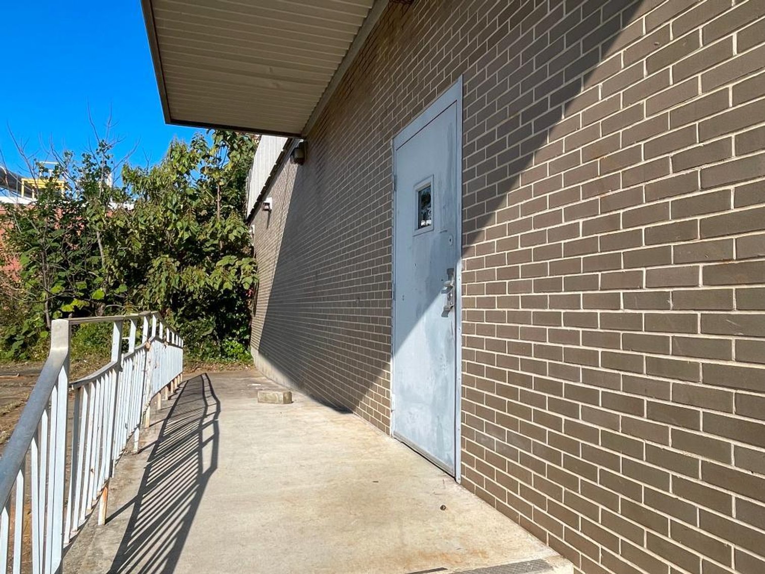 Image for Real Estate Auction - Industrial Office Building in High Point, NC