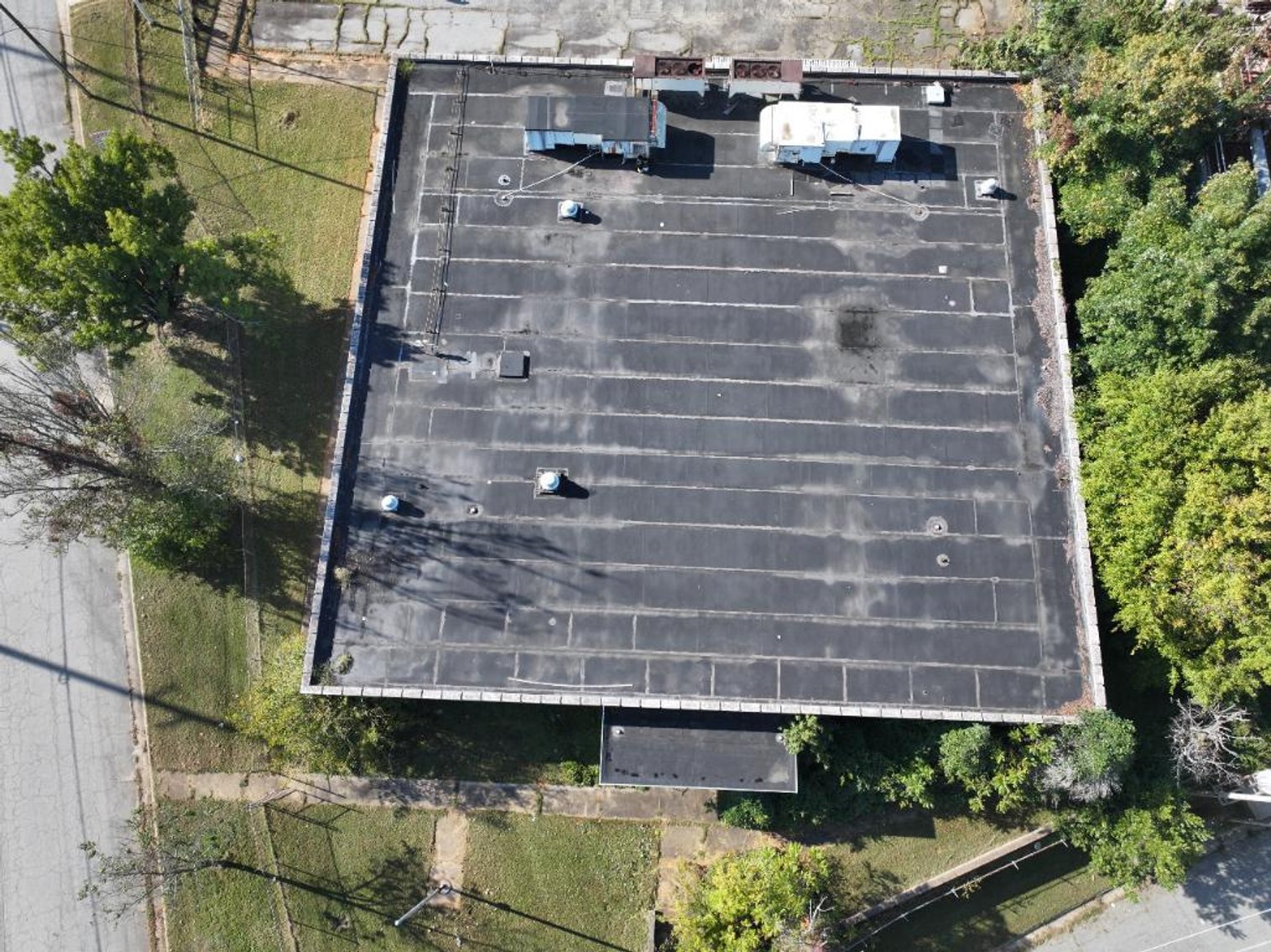 Image for Real Estate Auction - Industrial Office Building in High Point, NC