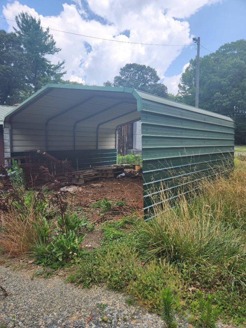 Image for Real Estate of Former Cook's Barbeque