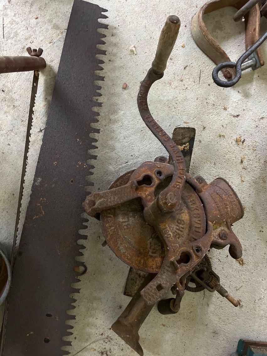 Image for Equipment & Personal Property of Jim and Pat Fowler