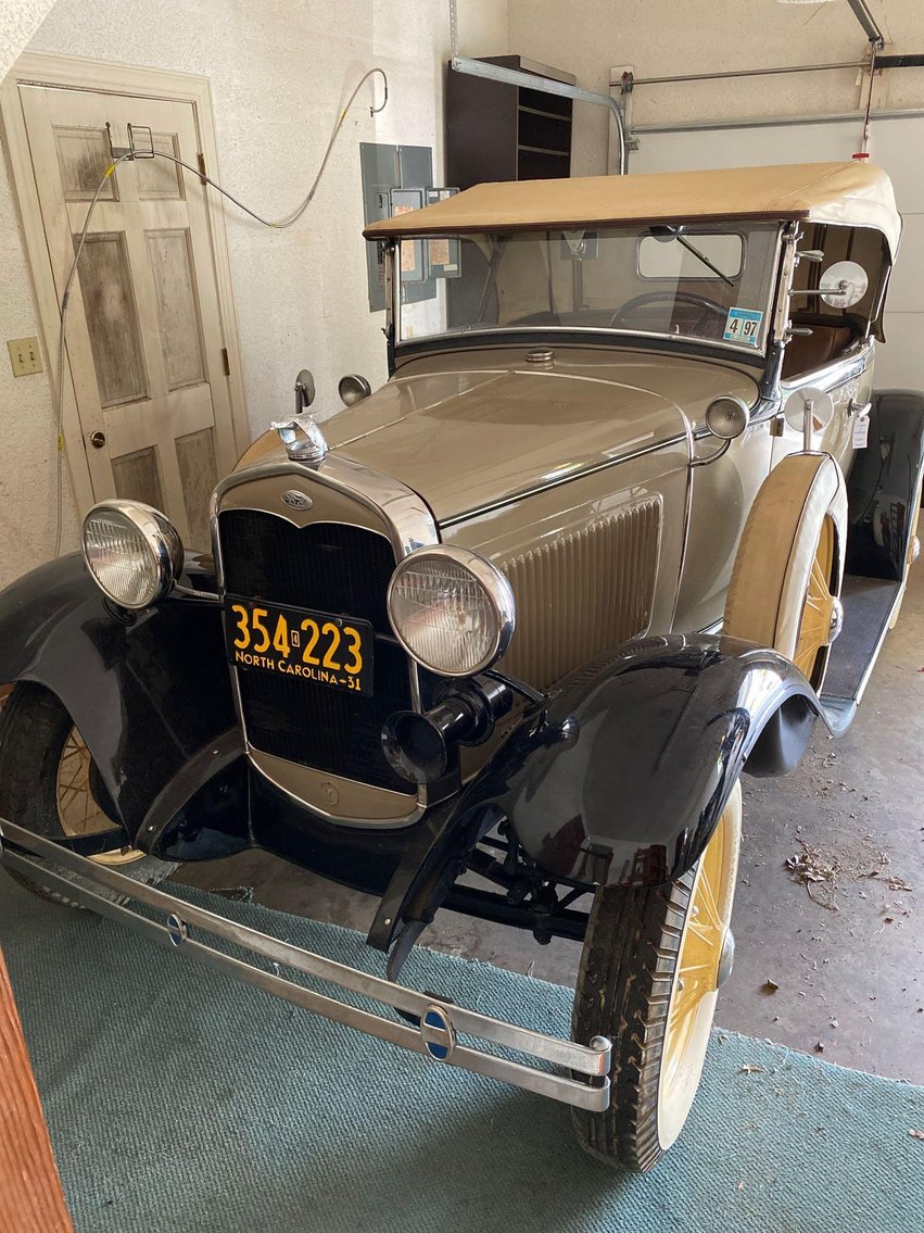 Image for The Late Gordon Hendrix Estate Auction - Online Only