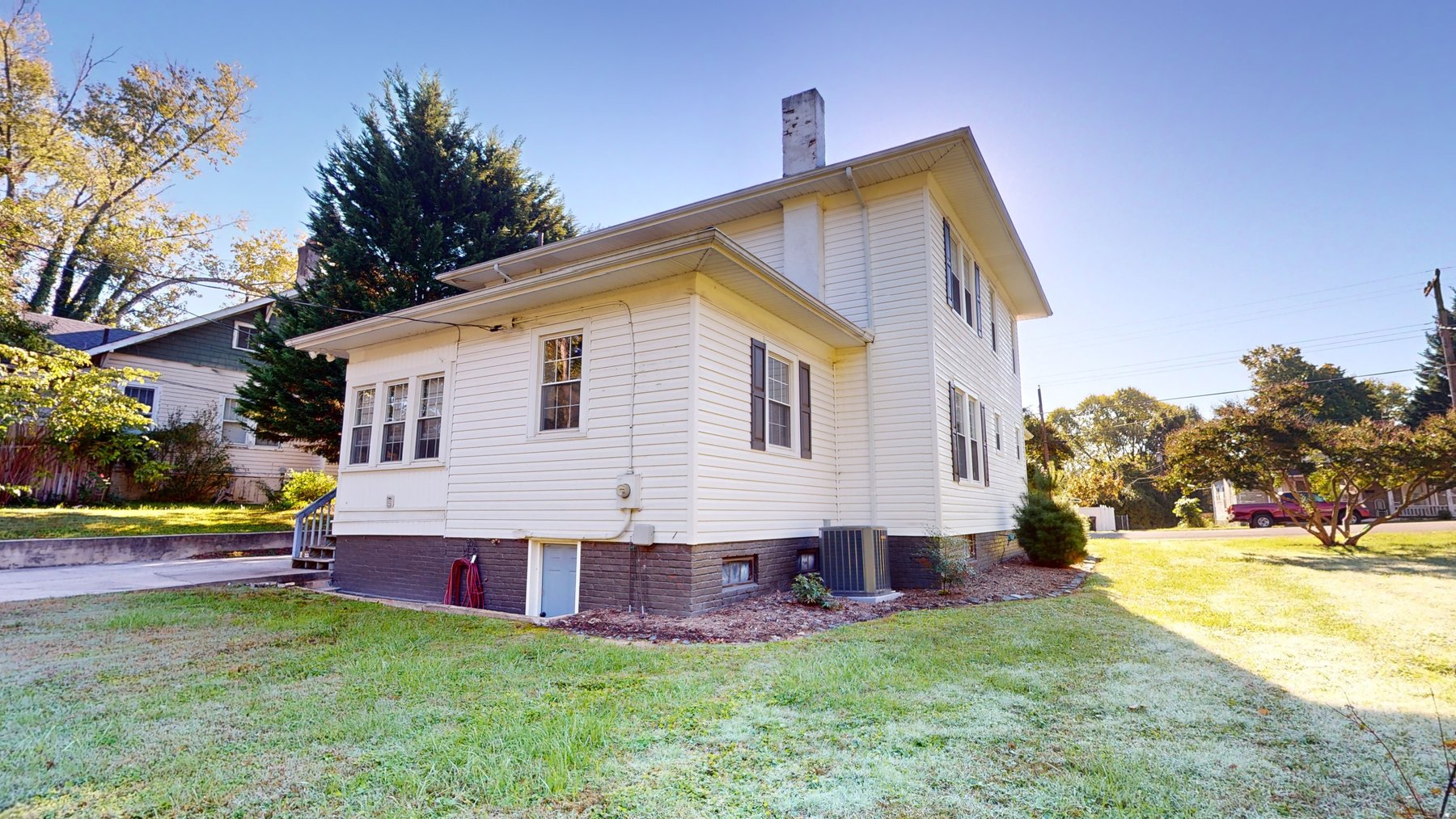 Image for Estate of Susan Alford Allen - Remodeled 5-Bedroom Home Near Downtown Mount Airy