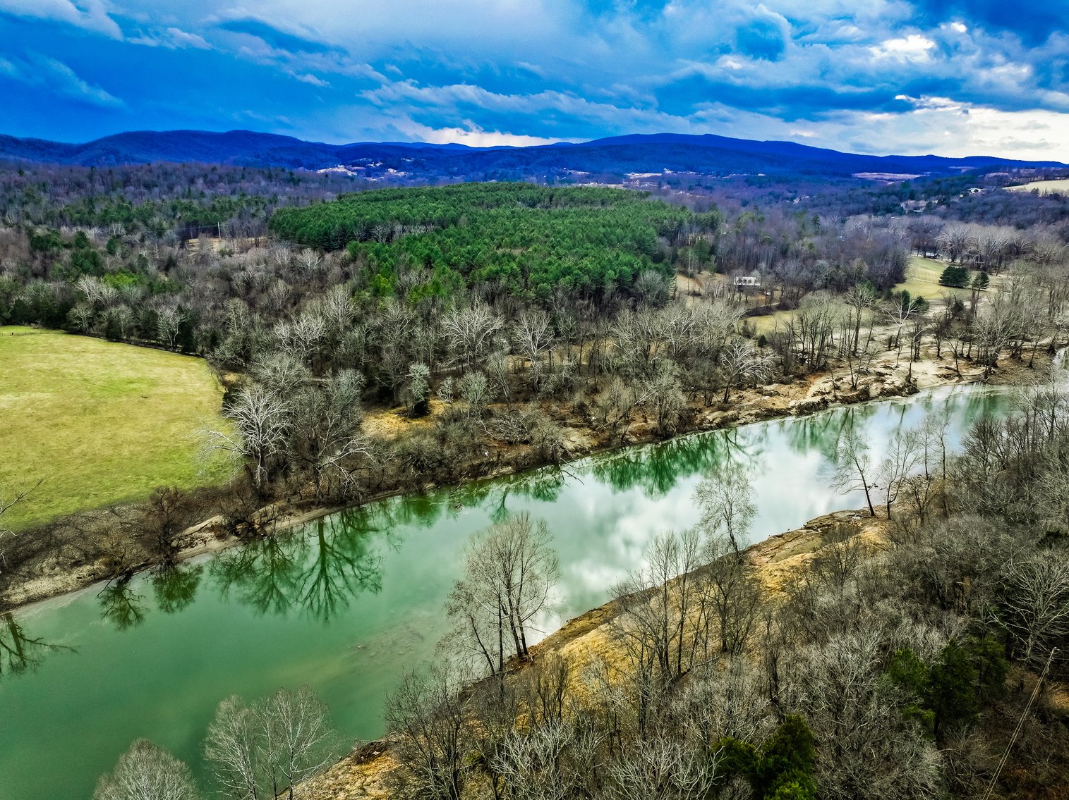 Image for New River Retreat Auction