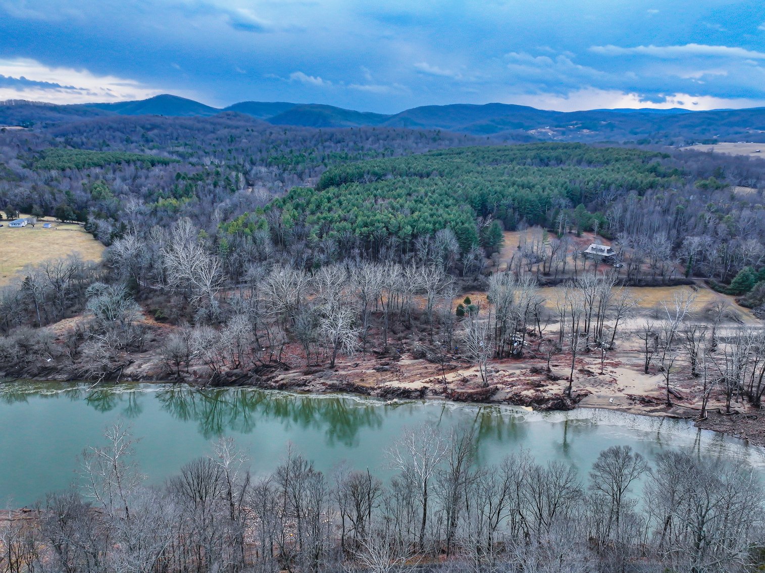 Image for New River Retreat Auction