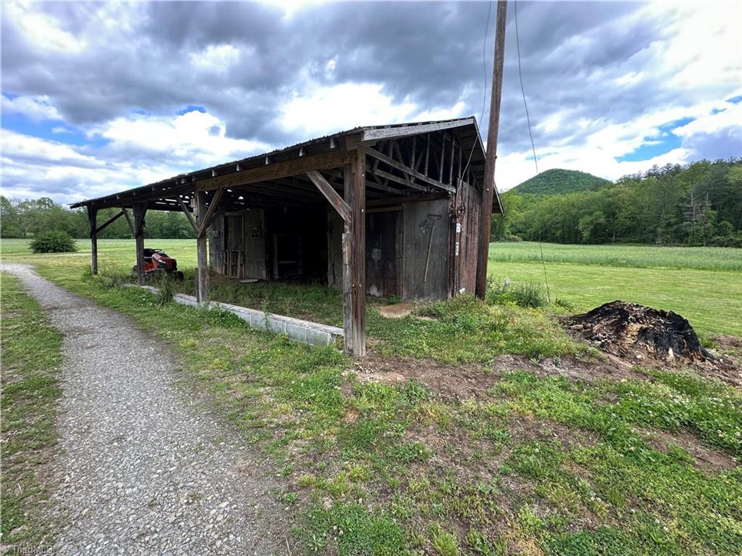 Image for Home For Sale in Mount Airy - 813 Blevins Store Road