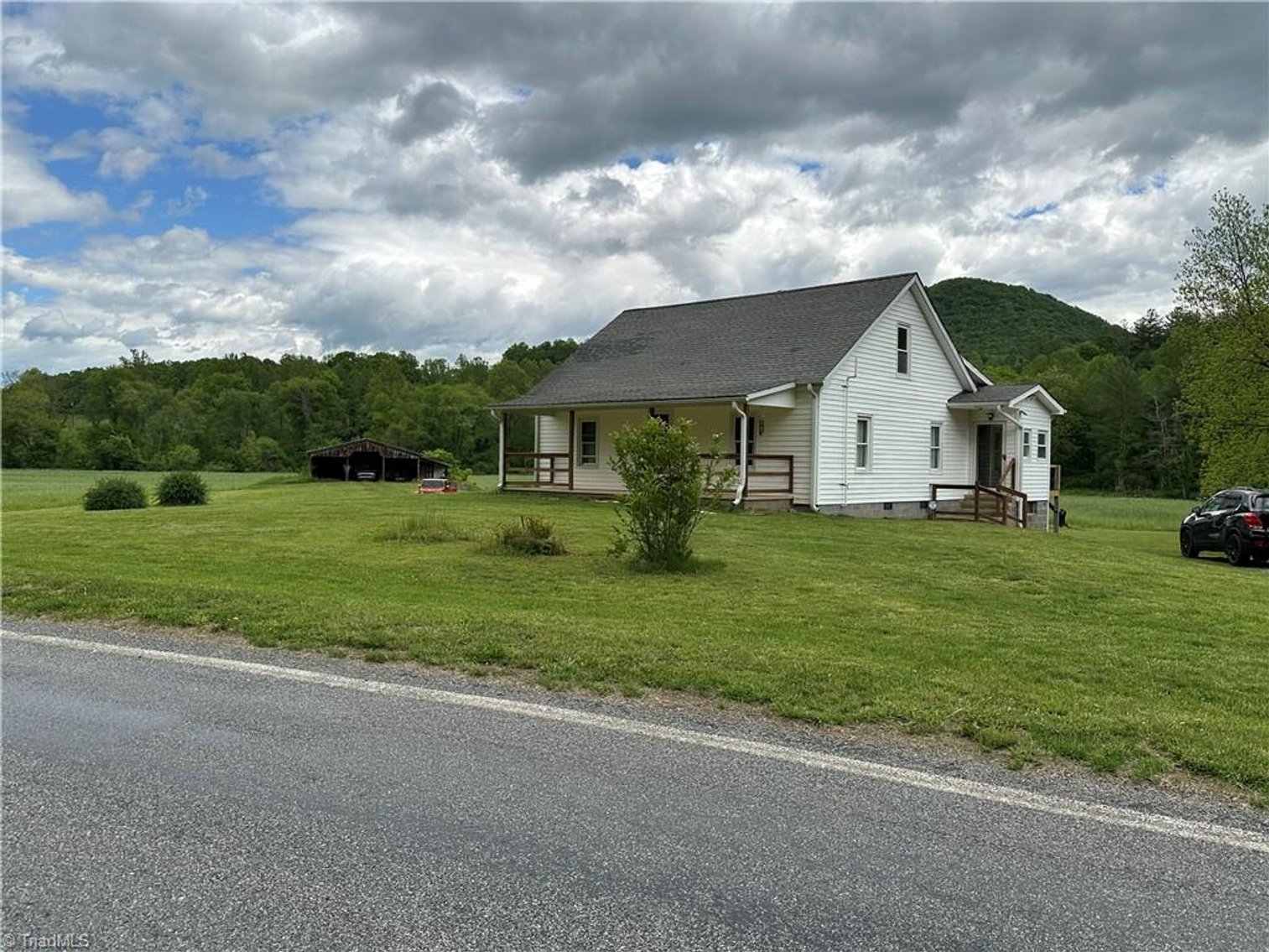 Image for Home For Sale in Mount Airy - 813 Blevins Store Road