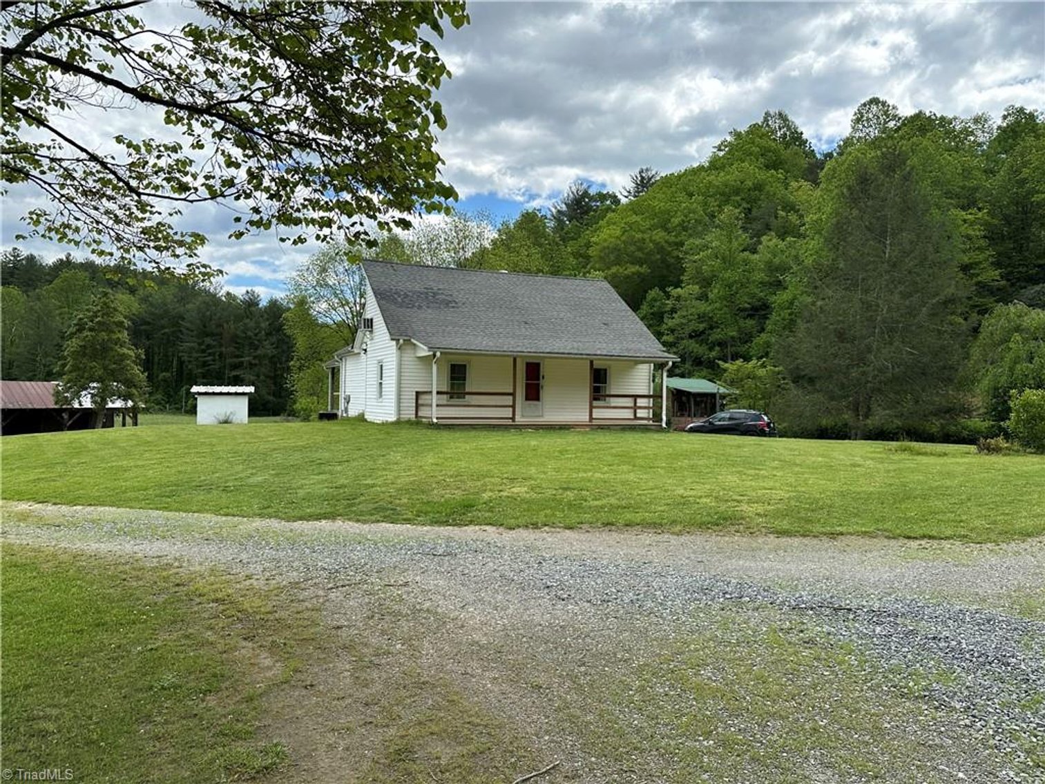 Image for Home For Sale in Mount Airy - 813 Blevins Store Road