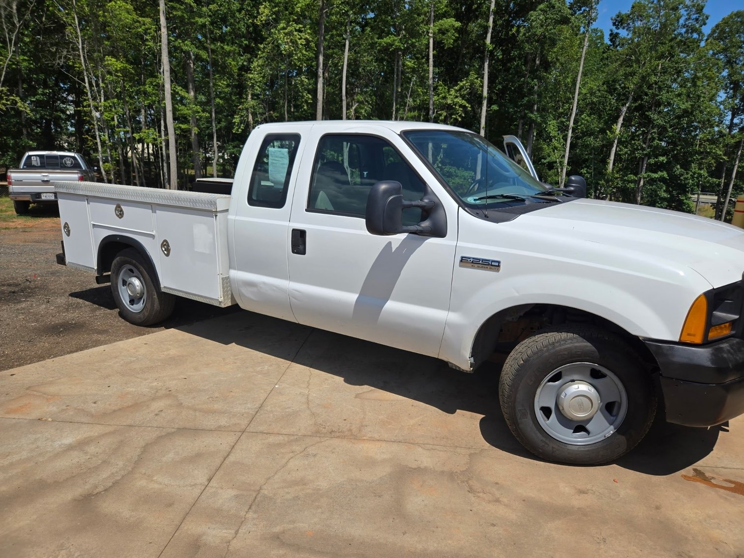 Image for Bank Ordered Online Auction – Shop Equipment, Vehicles & More