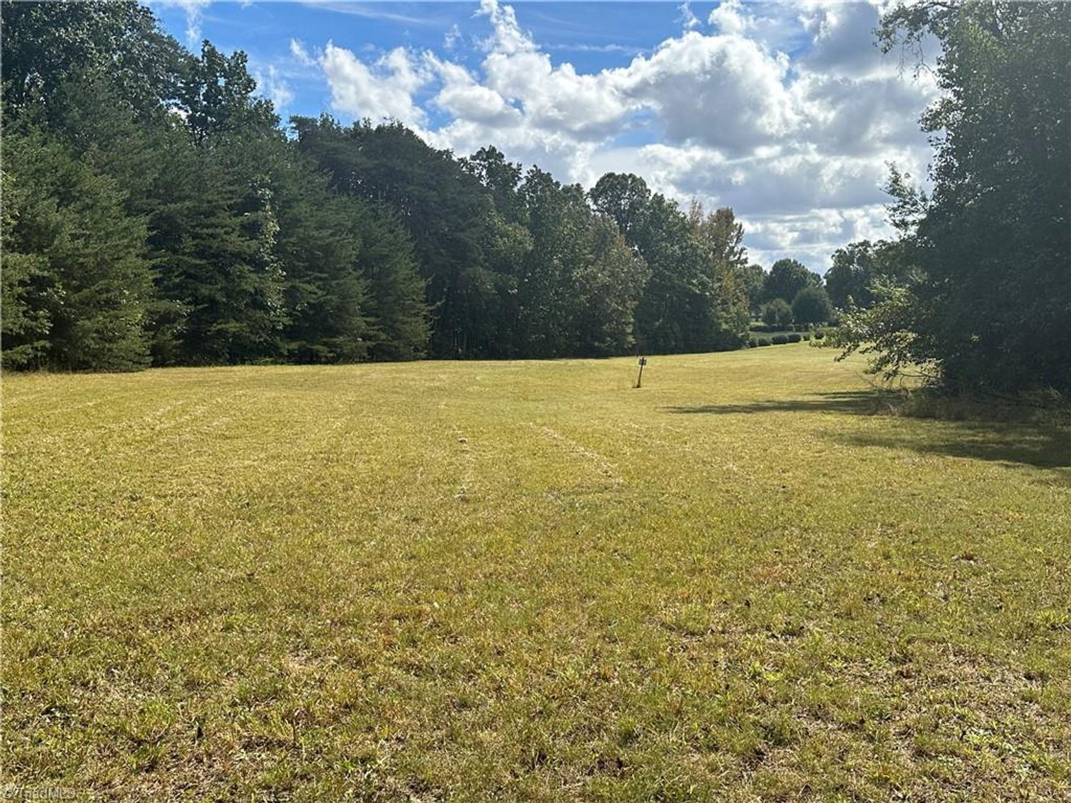 Image for Home For Sale in Oakridge - 8410 Linville Road