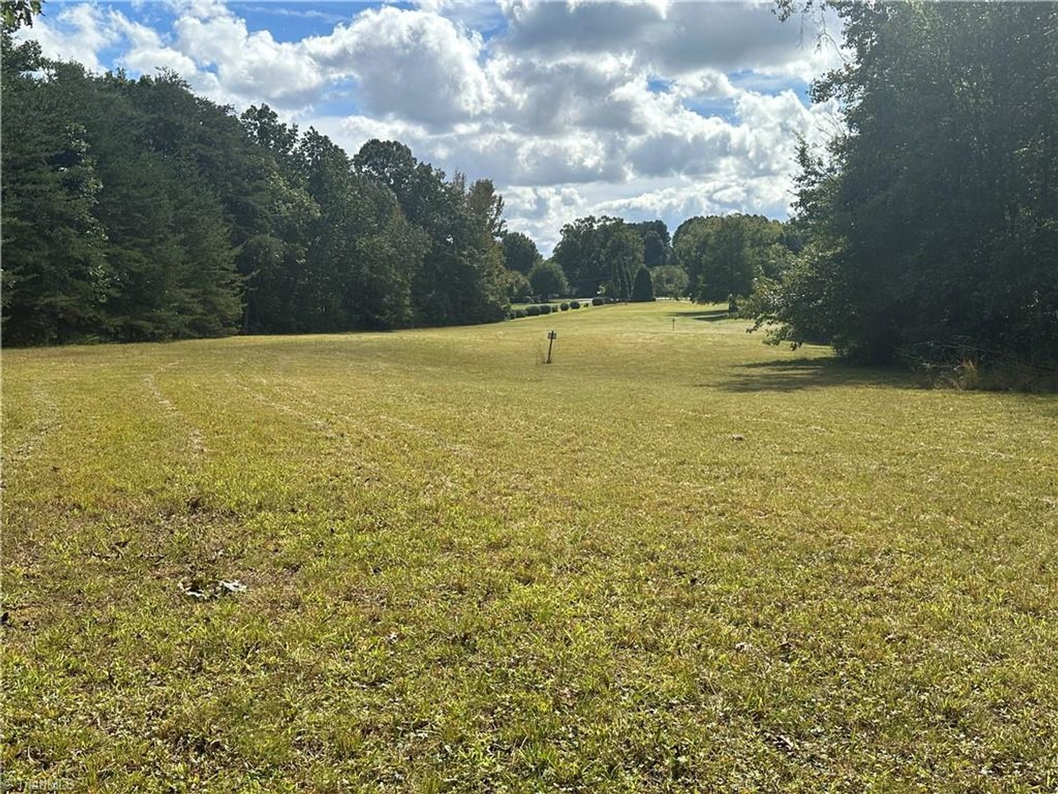 Image for Home For Sale in Oakridge - 8410 Linville Road