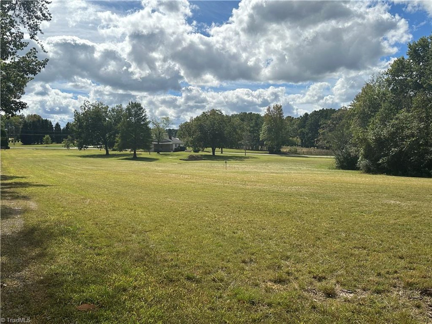 Image for Home For Sale in Oakridge - 8410 Linville Road