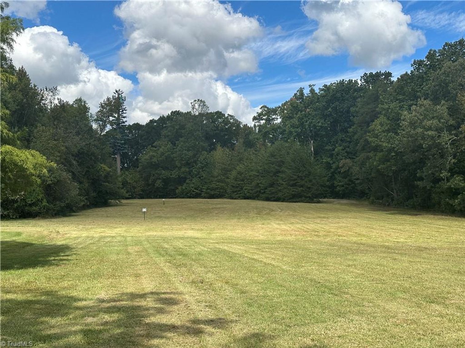 Image for Home For Sale in Oakridge - 8410 Linville Road