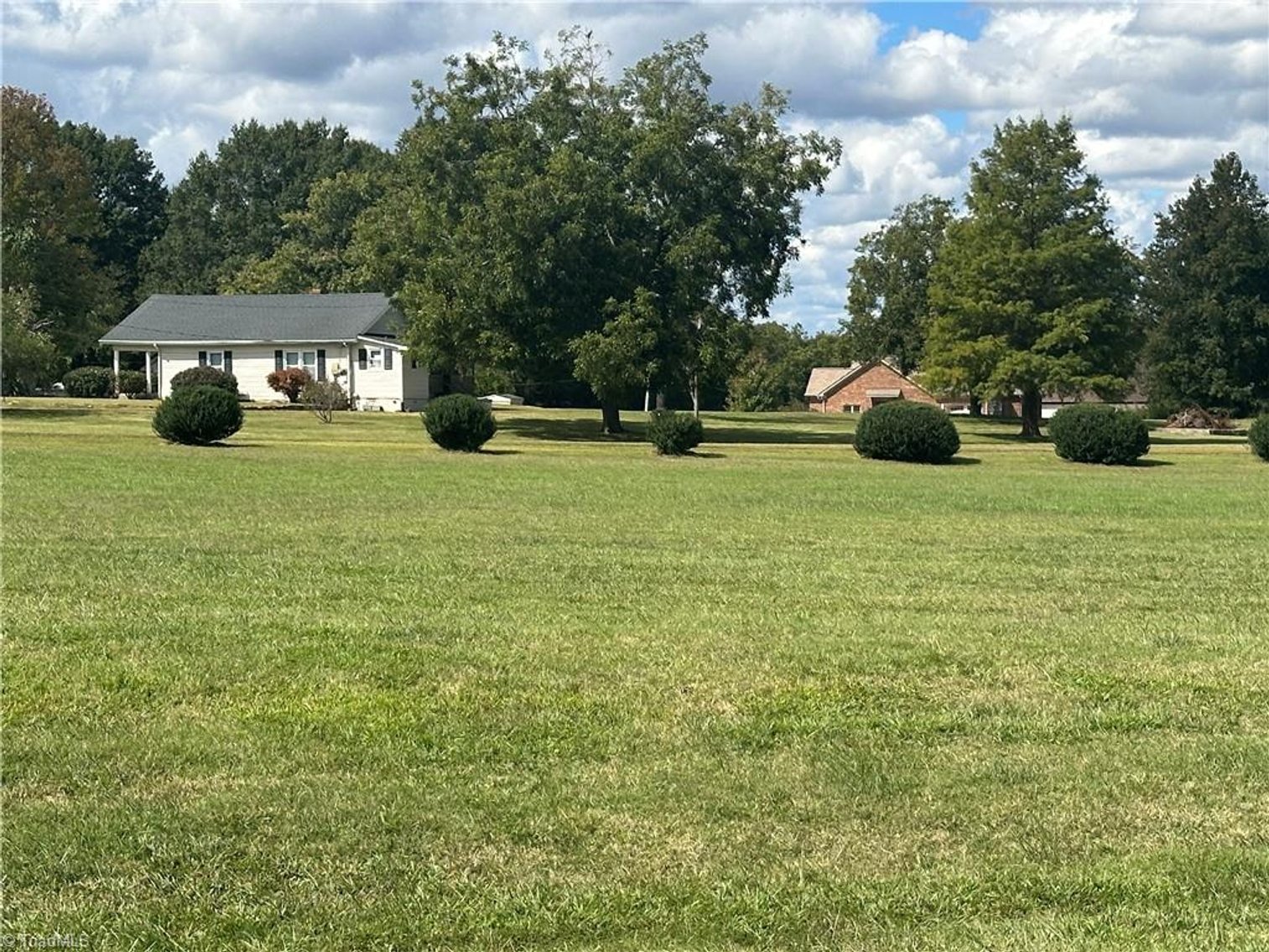 Image for Home For Sale in Oakridge - 8410 Linville Road