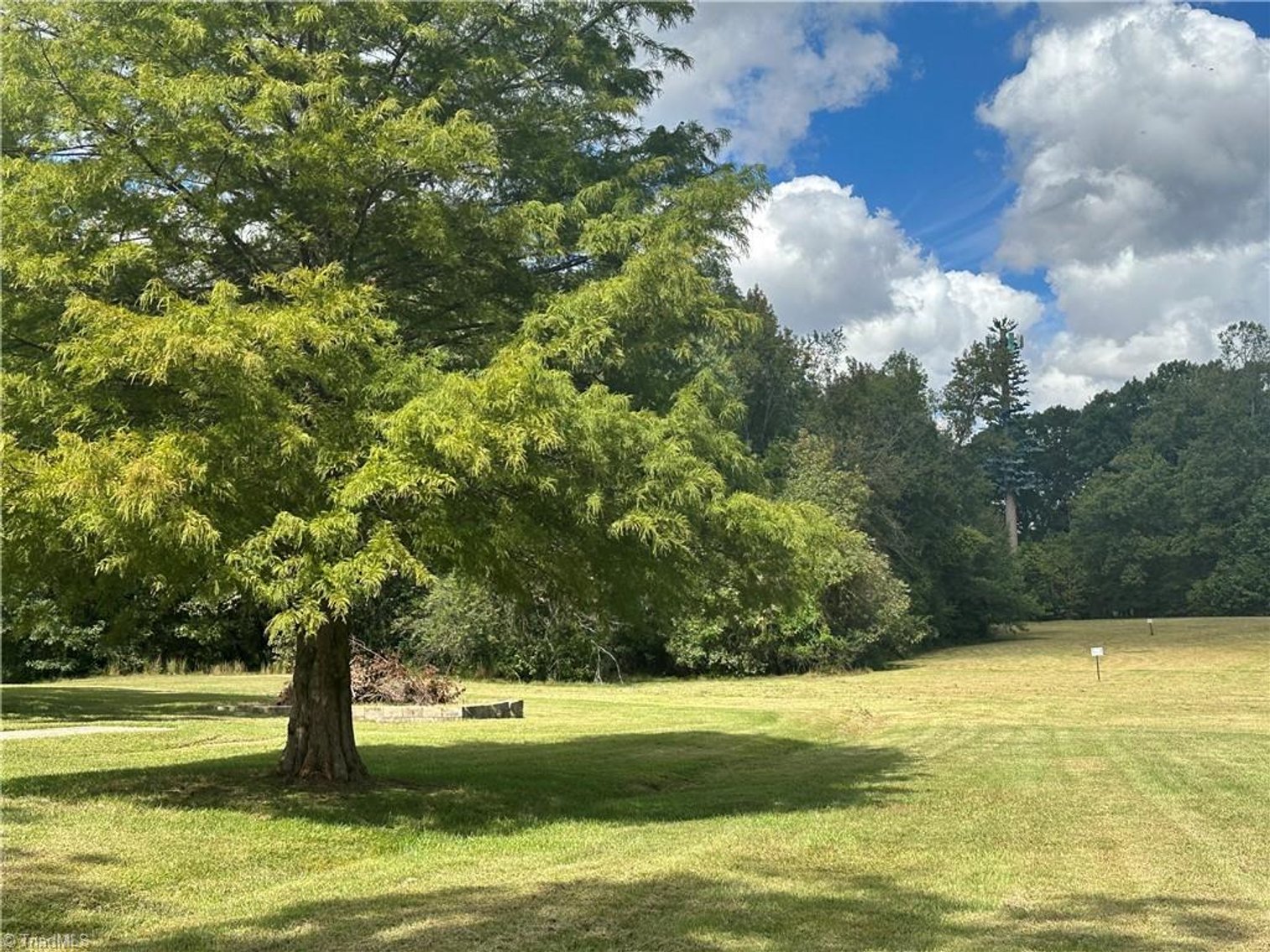 Image for Home For Sale in Oakridge - 8410 Linville Road