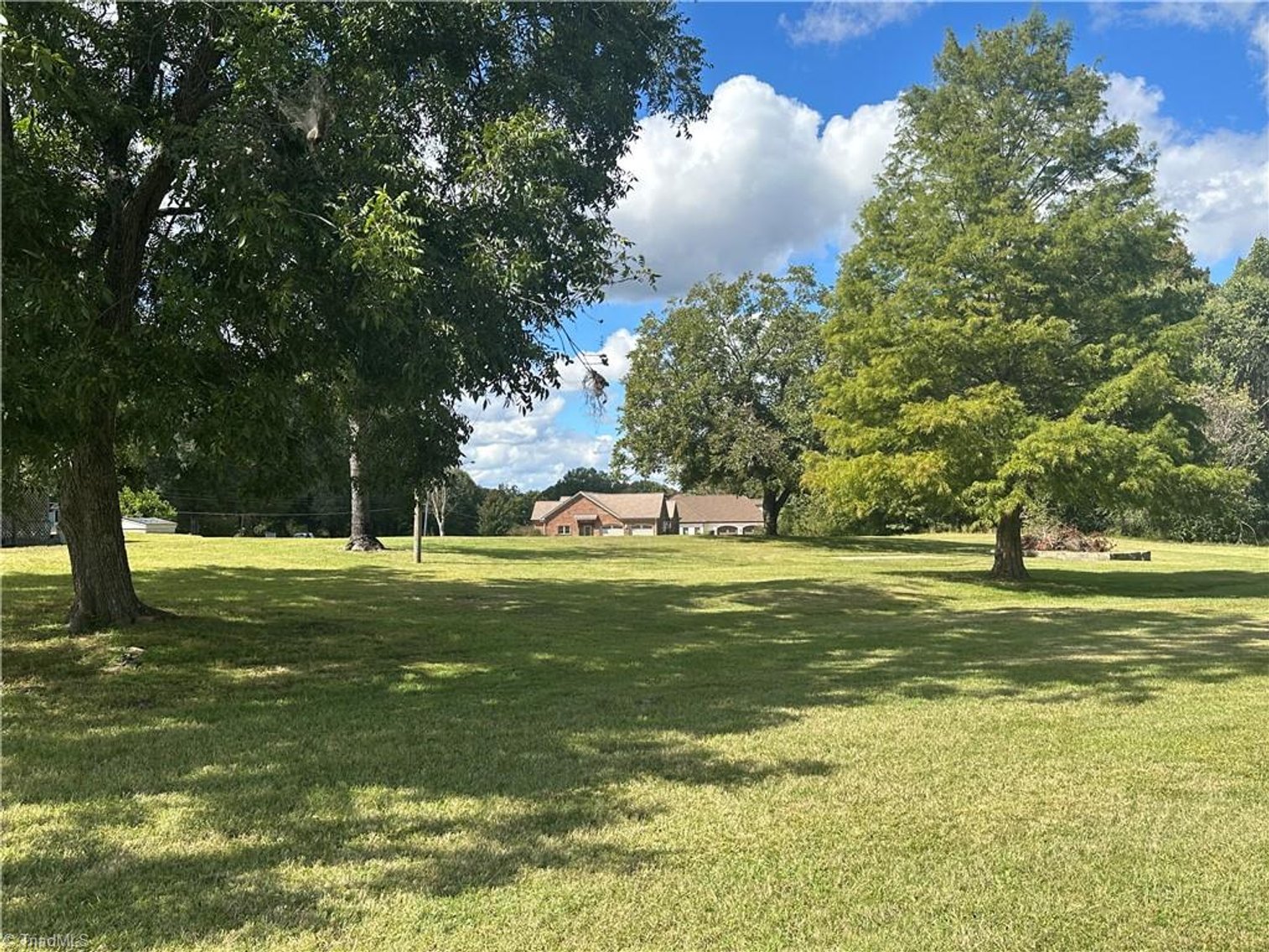 Image for Home For Sale in Oakridge - 8410 Linville Road